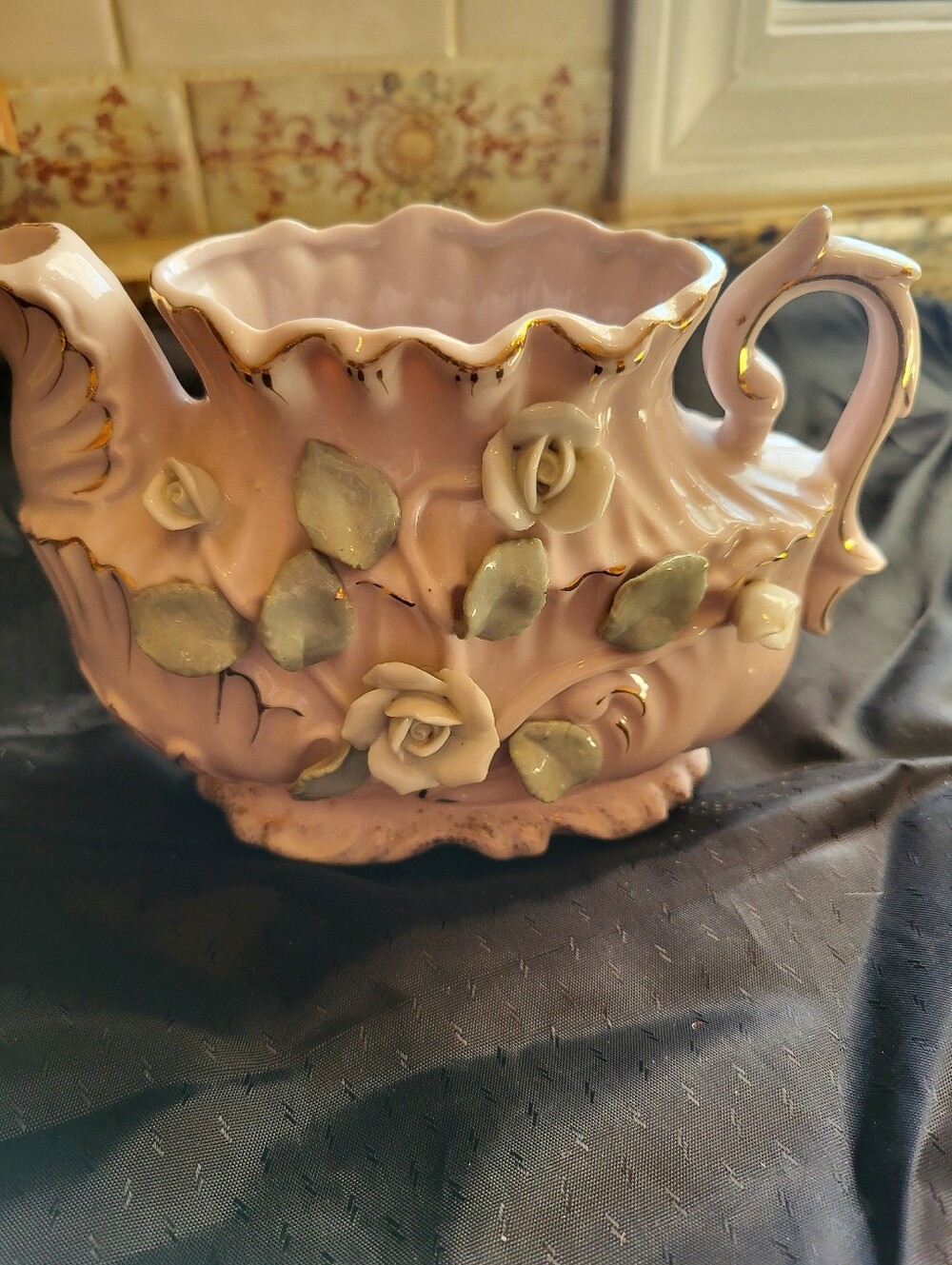 L and M Bondware Vintage-Style Pink Ceramic Floral Planter / Decorative Vase